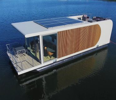 Holland Houseboat